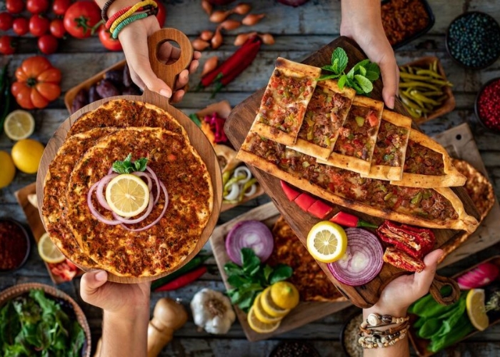 Văn hóa ẩm thực Thổ Nhĩ Kỳ kết hợp từ nhiều vùng khác nhau. Ảnh: Vietravel