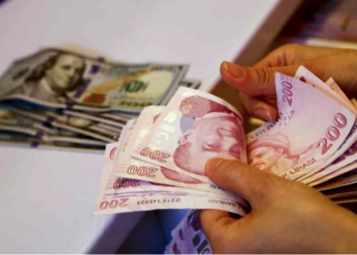 Đổi tiền Thổ Nhĩ Kỳ khá dễ dàng. Ảnh: Công Luận