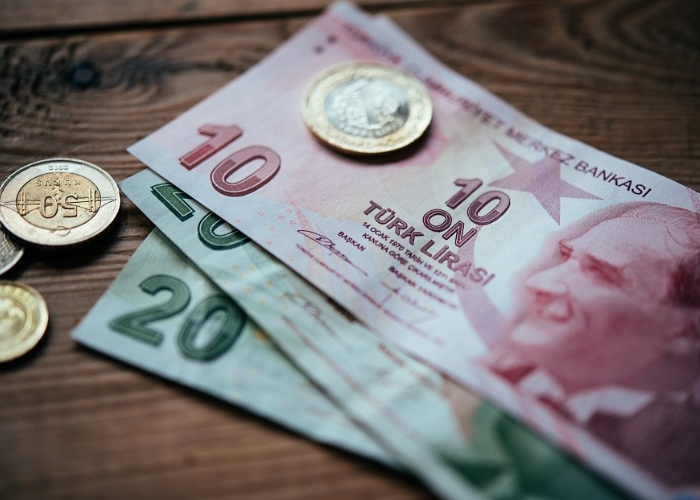 Có nên đổi tiền Thổ Nhĩ Kỳ tại Việt Nam không? Ảnh: VietSense Travel