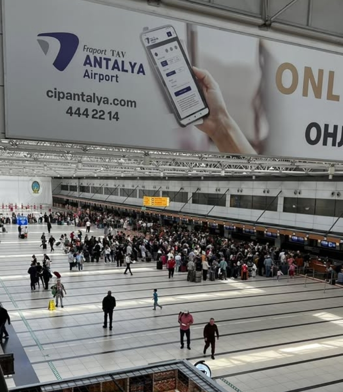 Sân bay Antalya. Ảnh: Tak wygląda