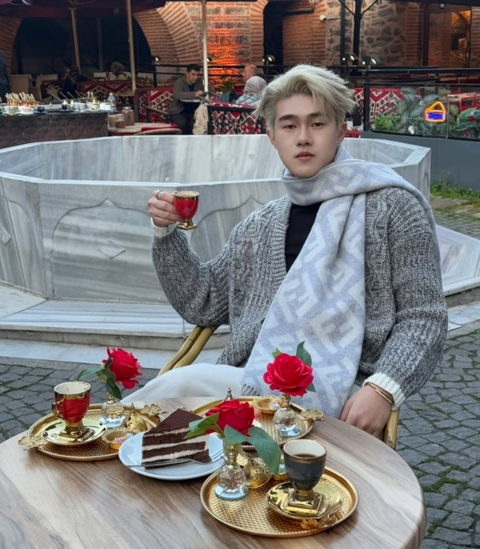 Những lưu ý khi ăn uống dành cho du khách. Ảnh: __ziweiii__