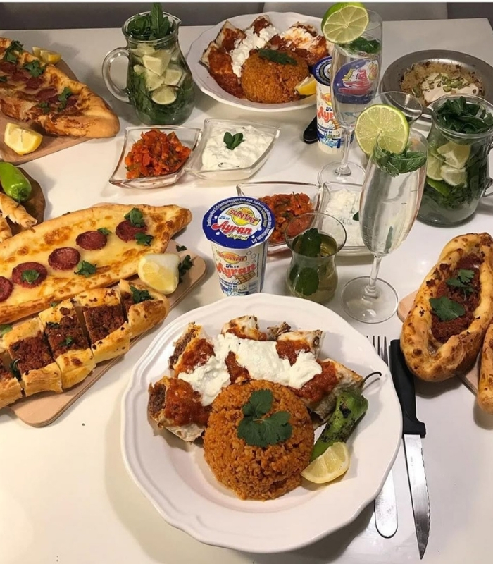 Đặc sản Thổ Nhĩ Kỳ được du khách yêu thích bởi hương vị. Ảnh: elissacooking