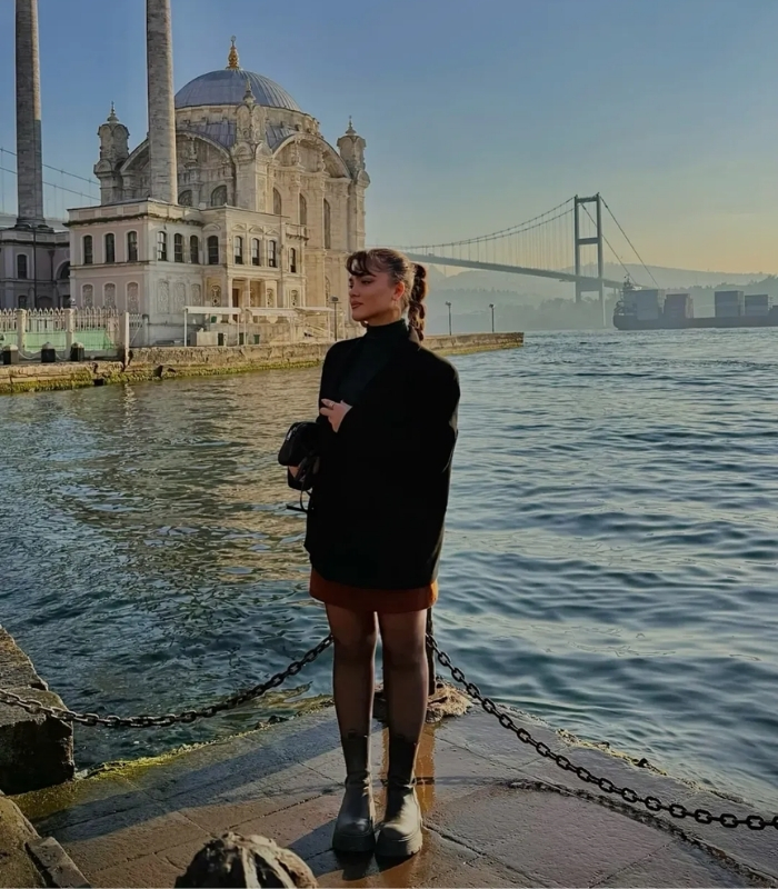 Mùa đẹp nhất để du lịch Istanbul. Ảnh: girlstripvibes
