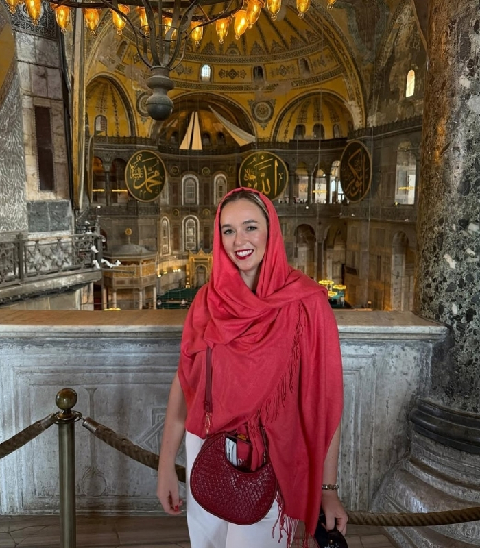 Thời gian mở cửa và thời điểm tham quan. Ảnh: laurii____