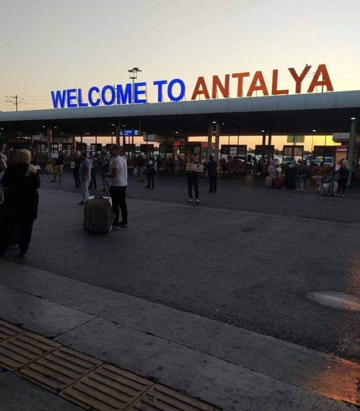 Sân bay Antalya. Ảnh: side_turkey