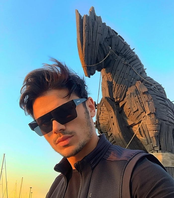 Lịch sử hình thành và phát triển của thành cổ Troy. Ảnh: mertkocakmusic