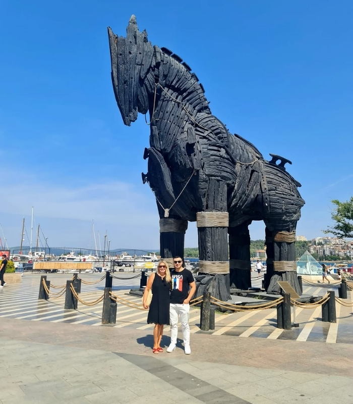 Những phát hiện khảo cổ nổi bật tại Troy. Ảnh: nesrinhostali