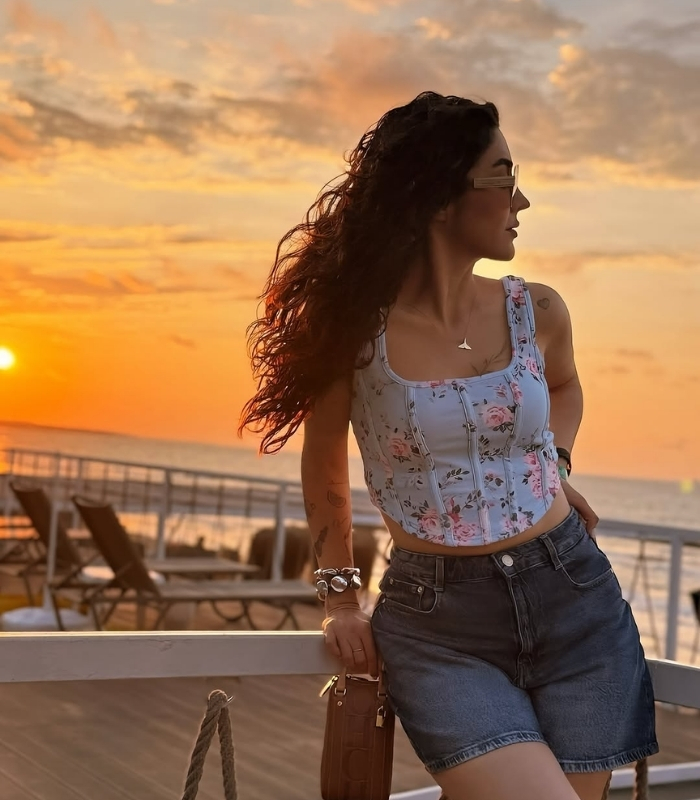 Kinh nghiệm đi du thuyền eo biển Bosphorus. Ảnh: bynafiseh