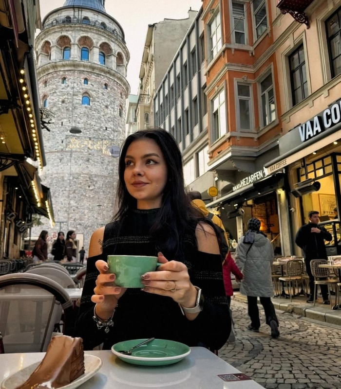 Thiết kế Trung Cổ bằng đá độc đáo. Ảnh: catybraharu