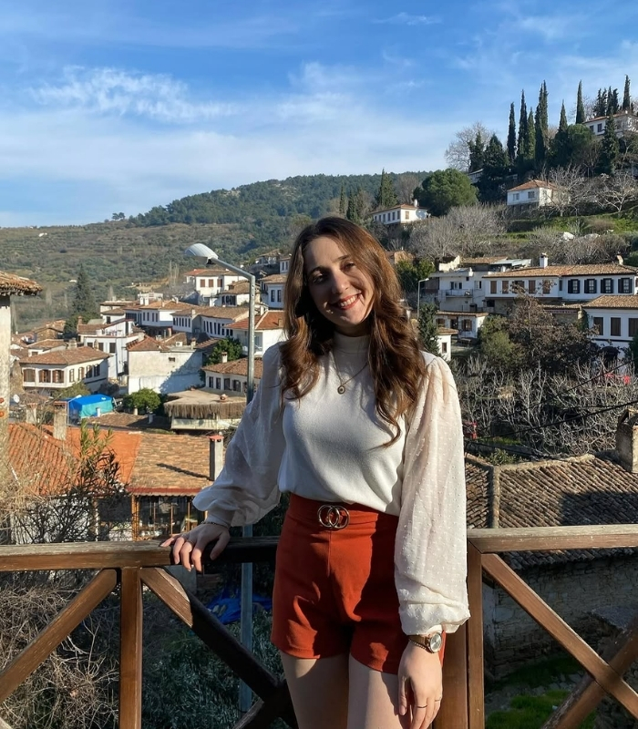 Di chuyển từ Izmir đến Selçuk. Ảnh: missesraaa