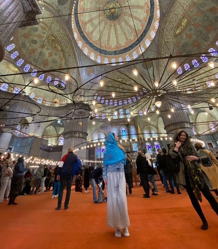 Những tấm thảm đỏ sang trọng. Ảnh: iremm_unalll