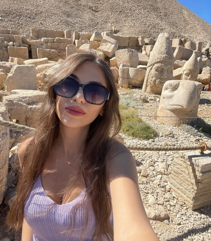 Lên núi Nemrut. Ảnh: adyuluyuz