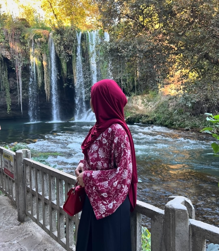 Thác Duden thượng nguồn. Ảnh: tu_nips