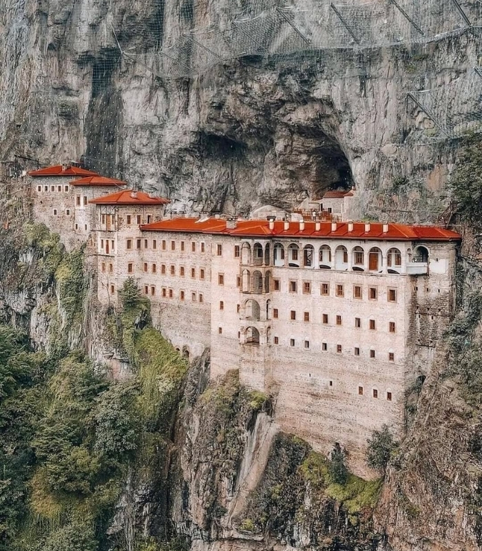 Tu viện Sumela. Ảnh: haus_oft