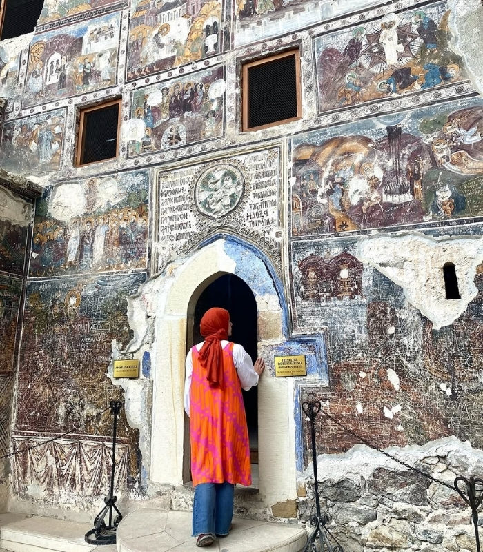 Các khu vực bên trong tu viện. Ảnh: vethekzynpyldrm