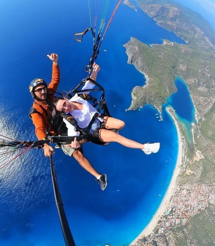Theo dõi điều kiện thời tiết. Ảnh: oludenizparagliding