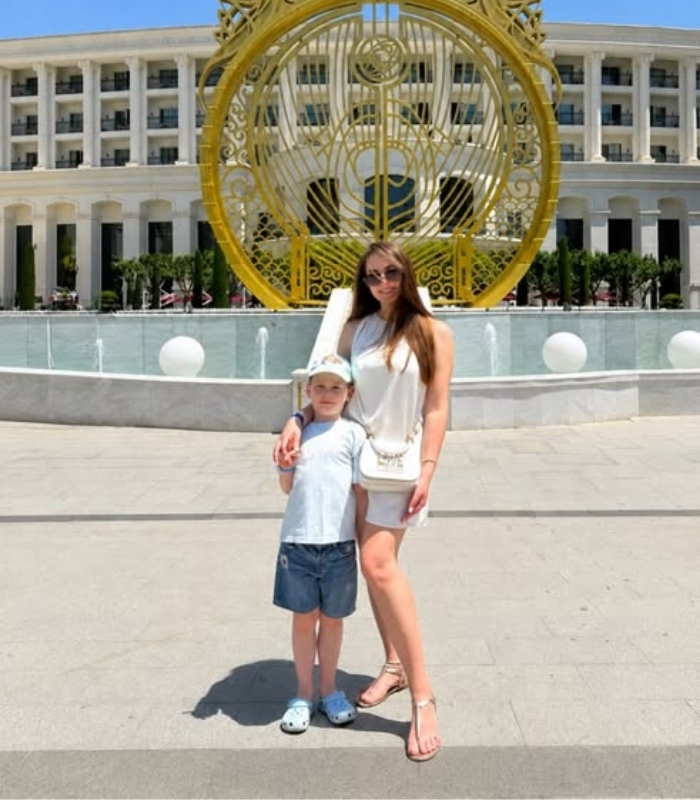 Cách đặt vé tiết kiệm chi phí. Ảnh: yuli_yularia