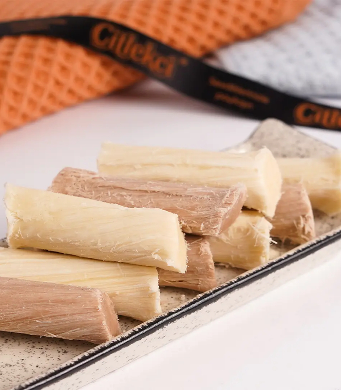 Met Helvası bánh ngọt truyền thống. Ảnh: Citletk